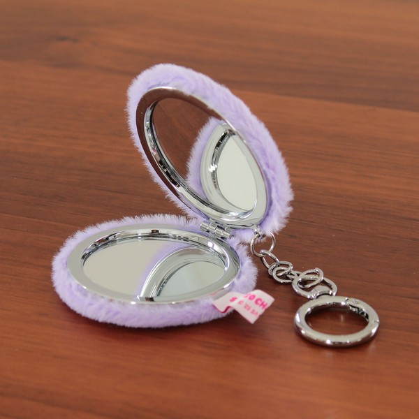 コンパクトミラー クロミ 丸型 刺繍 ダブルミラー 2倍拡大鏡 パープル 65×65×18 画像