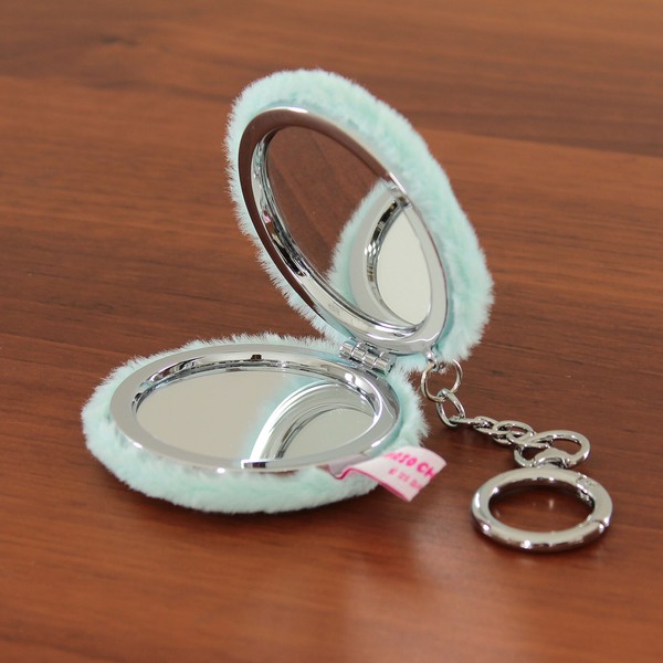 コンパクトミラー ハンギョドン 丸型 刺繍 ダブルミラー 2倍拡大鏡 カラビナ付き ブルー 65×65×18 画像