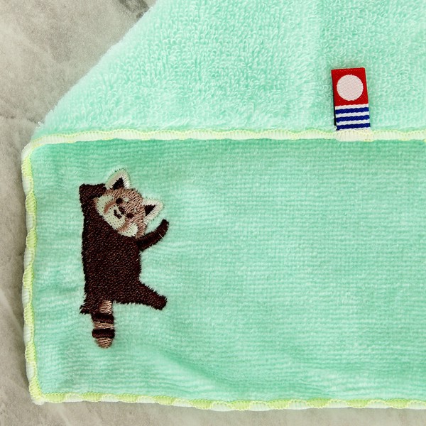 ギフトBOX入り アニマル はんかち レッサーパンダ柄 23×23cm 画像