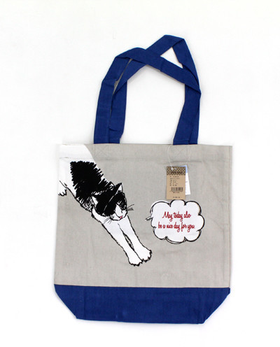 A4サイズのトートバッグ　ストレッチ猫の柄 画像