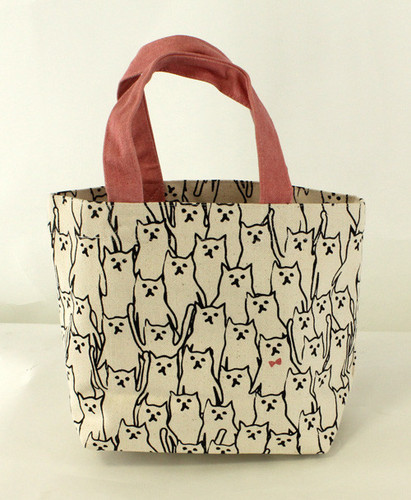 ミニトートバッグ　オールユルの柄 全体画像