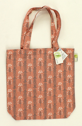 A4サイズのトートバッグ　和風　ぺんぺん草の柄 全体画像