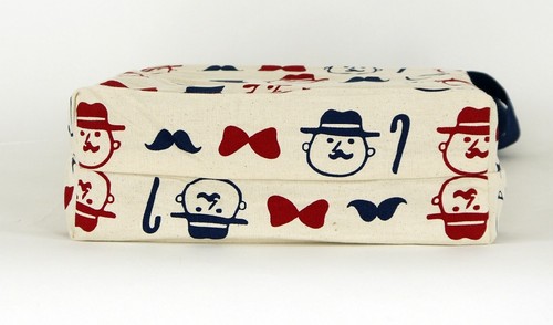 A4サイズのトートバッグ 内ポケット付き ラインダニエル 画像