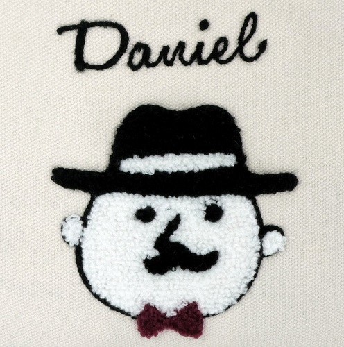 ループ状のもこもこ刺繍 ポコポコマチ付ポーチ 内ポケット付き ダニエルNT 画像