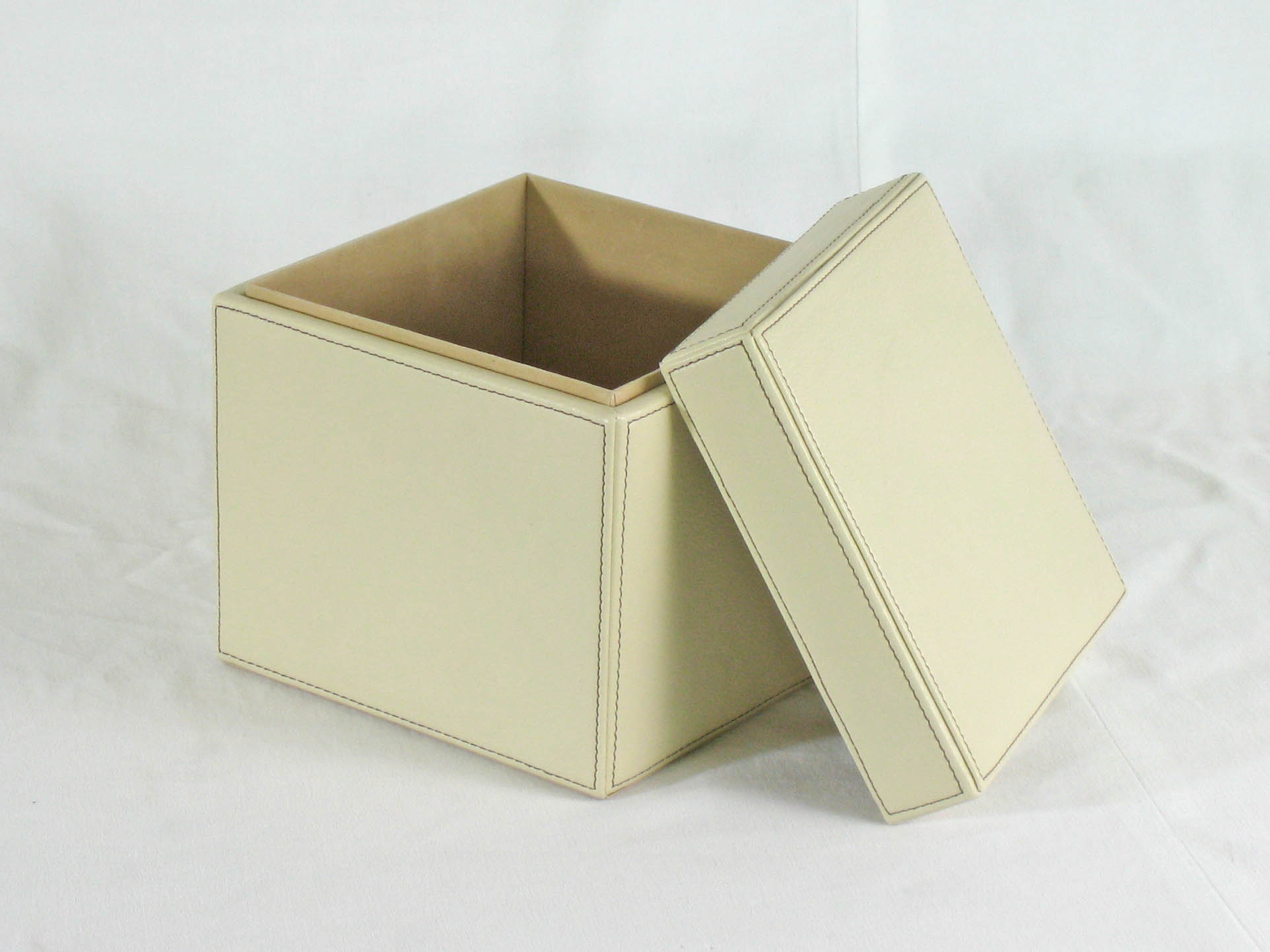 ふた付き　フリーＢＯＸ　L 全体画像